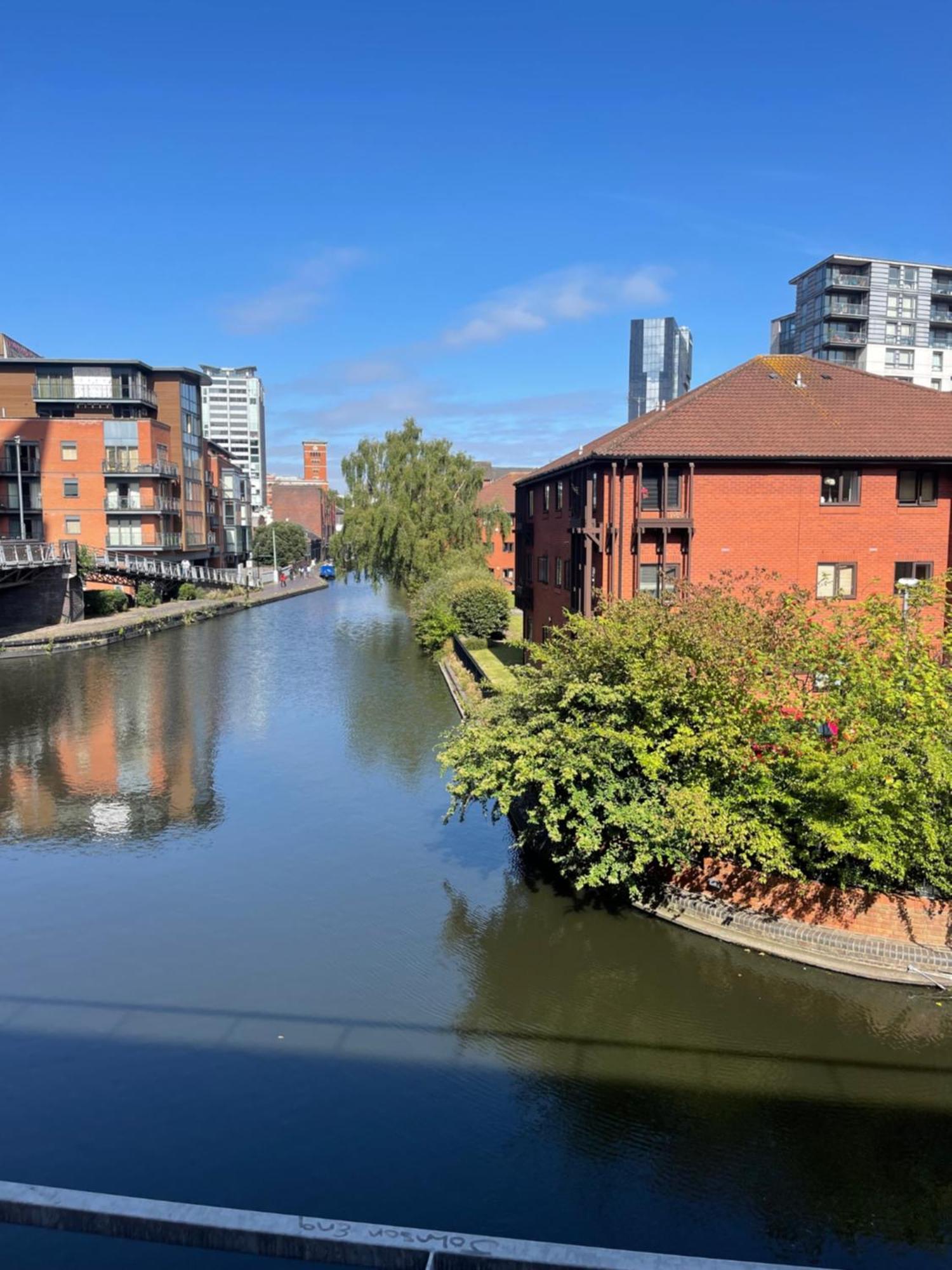 Birmingham Central Canal Side Living Экстерьер фото