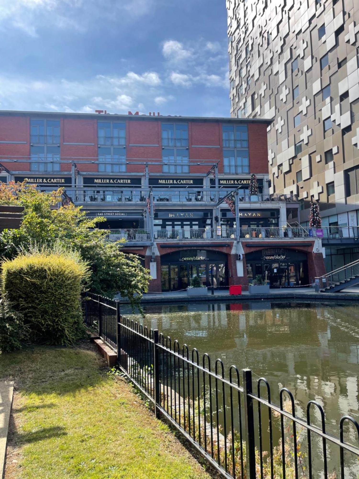 Birmingham Central Canal Side Living Экстерьер фото