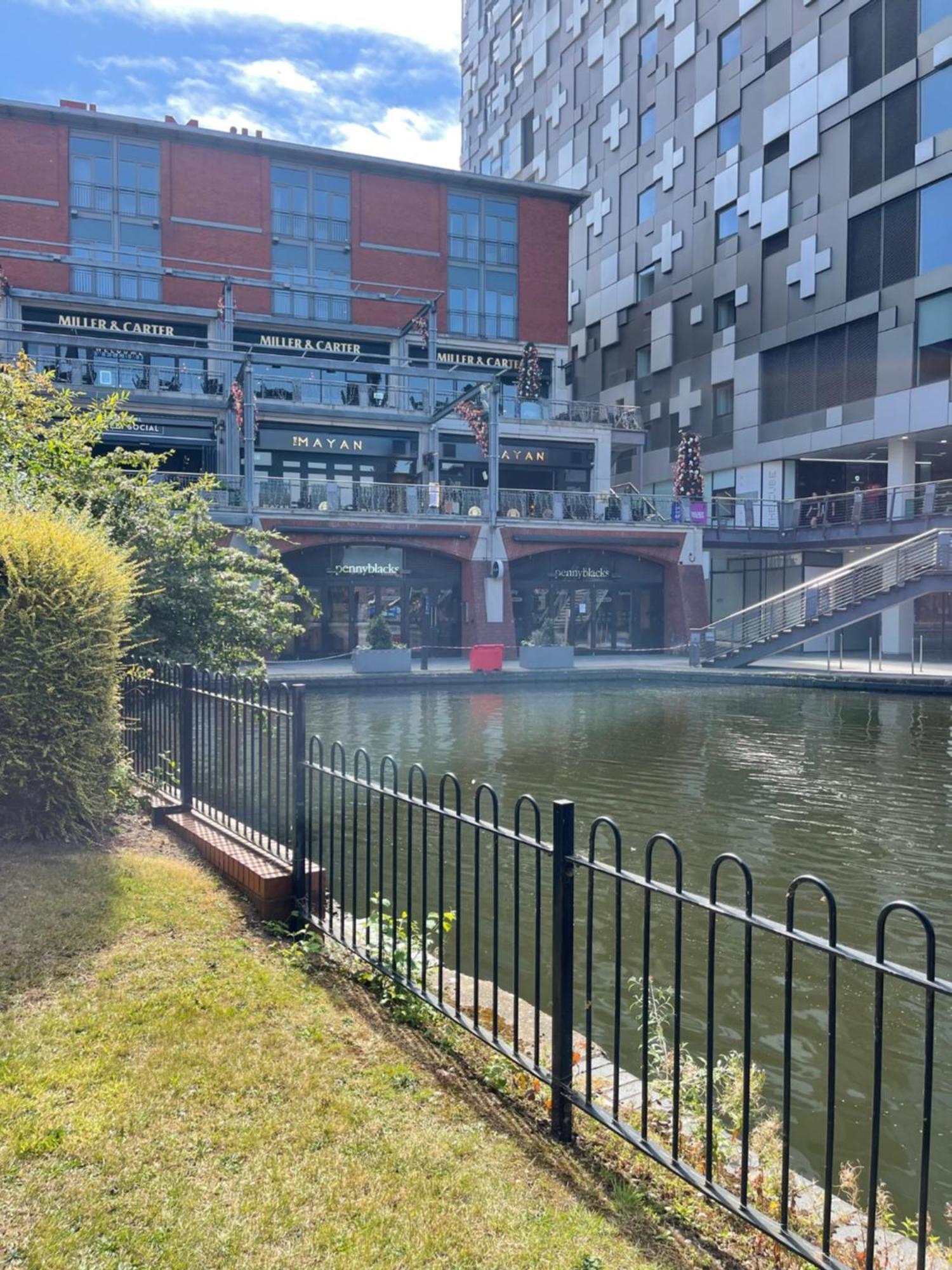 Birmingham Central Canal Side Living Экстерьер фото